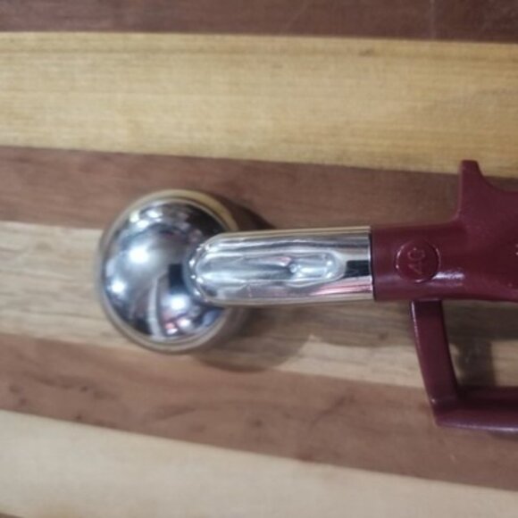 Zeroll cookie dough  Scoop Series S4000 NSF #40 Universal EZ Disher USA  1 1/2” - Picture 6 of 11